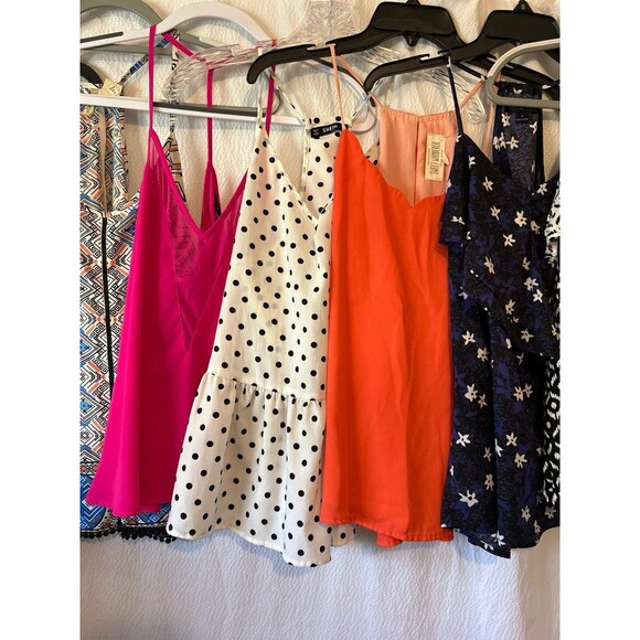 Women’s tank top bundle size small - Picture 6 of 12